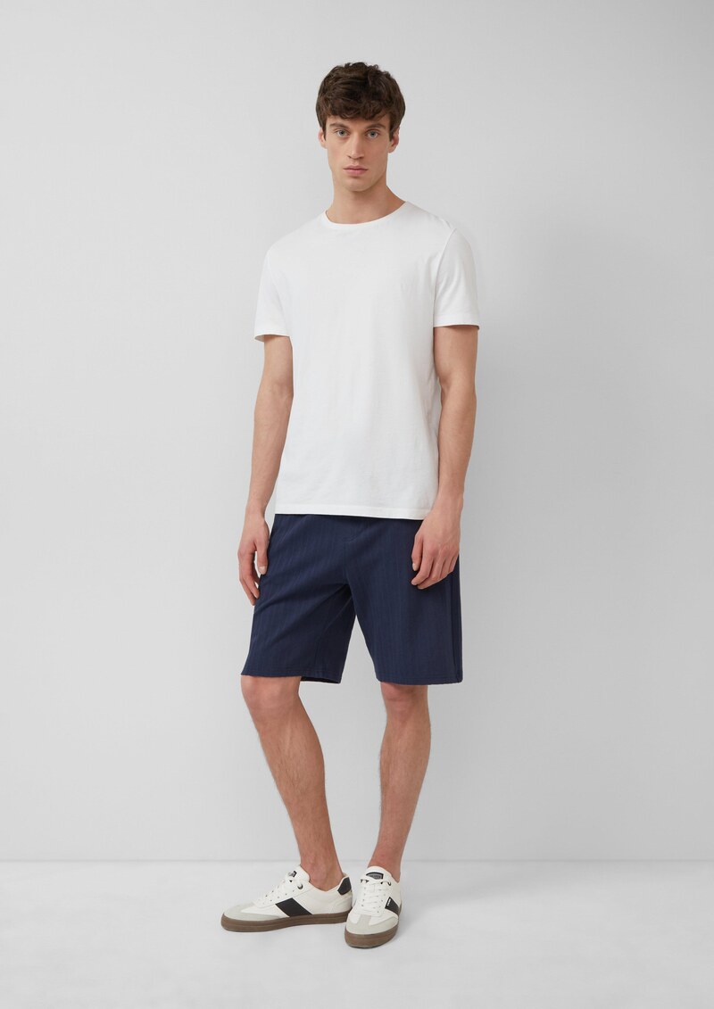 Detroit: Strukturierte Bermuda im Relaxed Fit