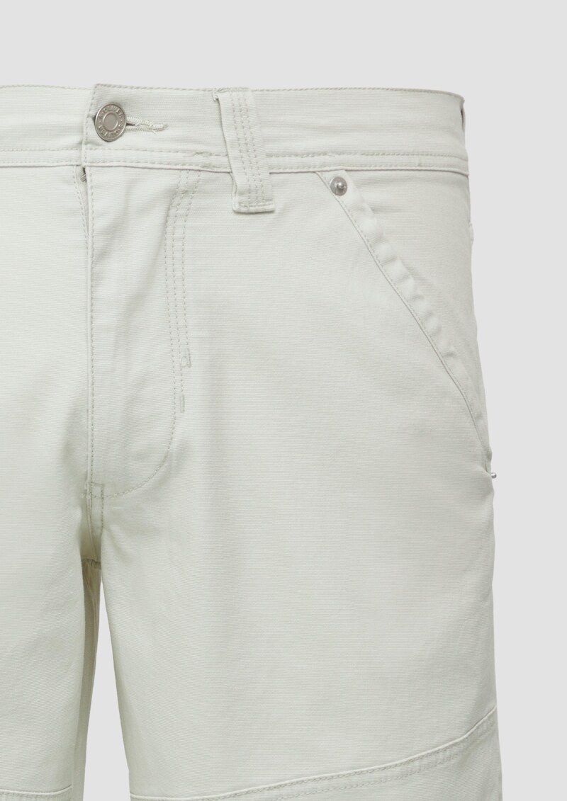 Baumwoll-Bermuda aus Canvas mit Naht-Details