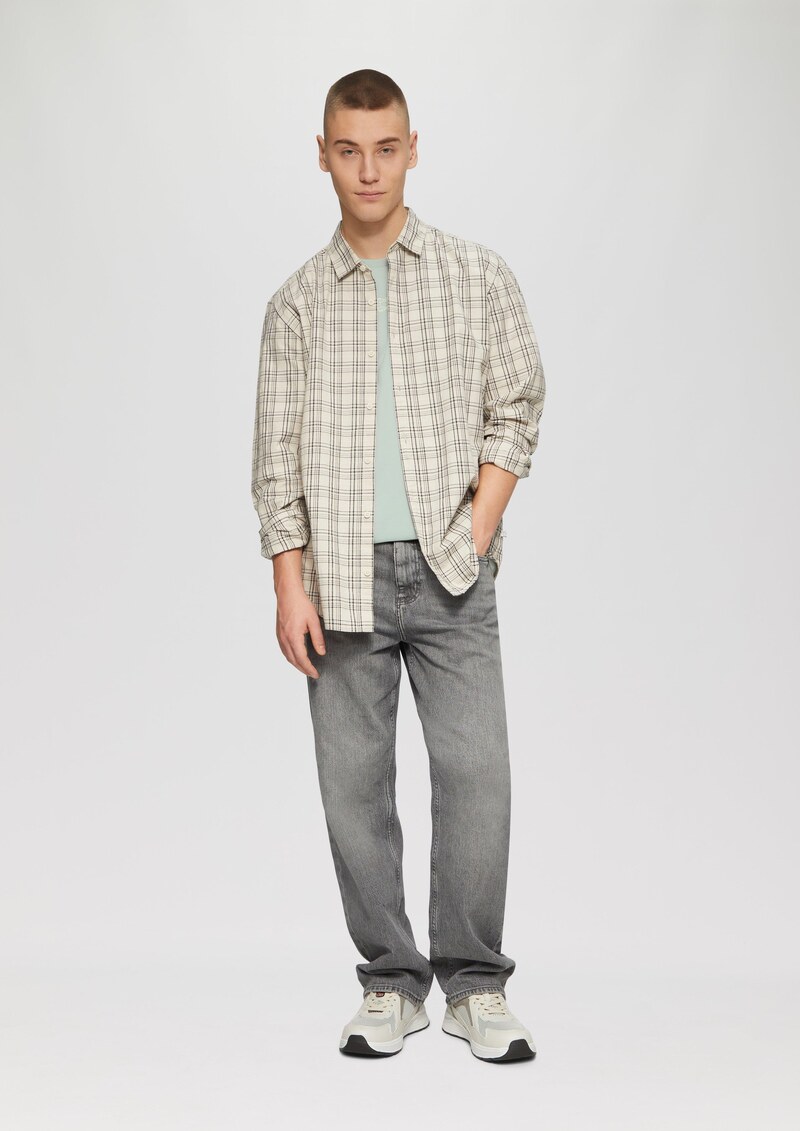 Basic Rundhals T-Shirt mit Frontprint