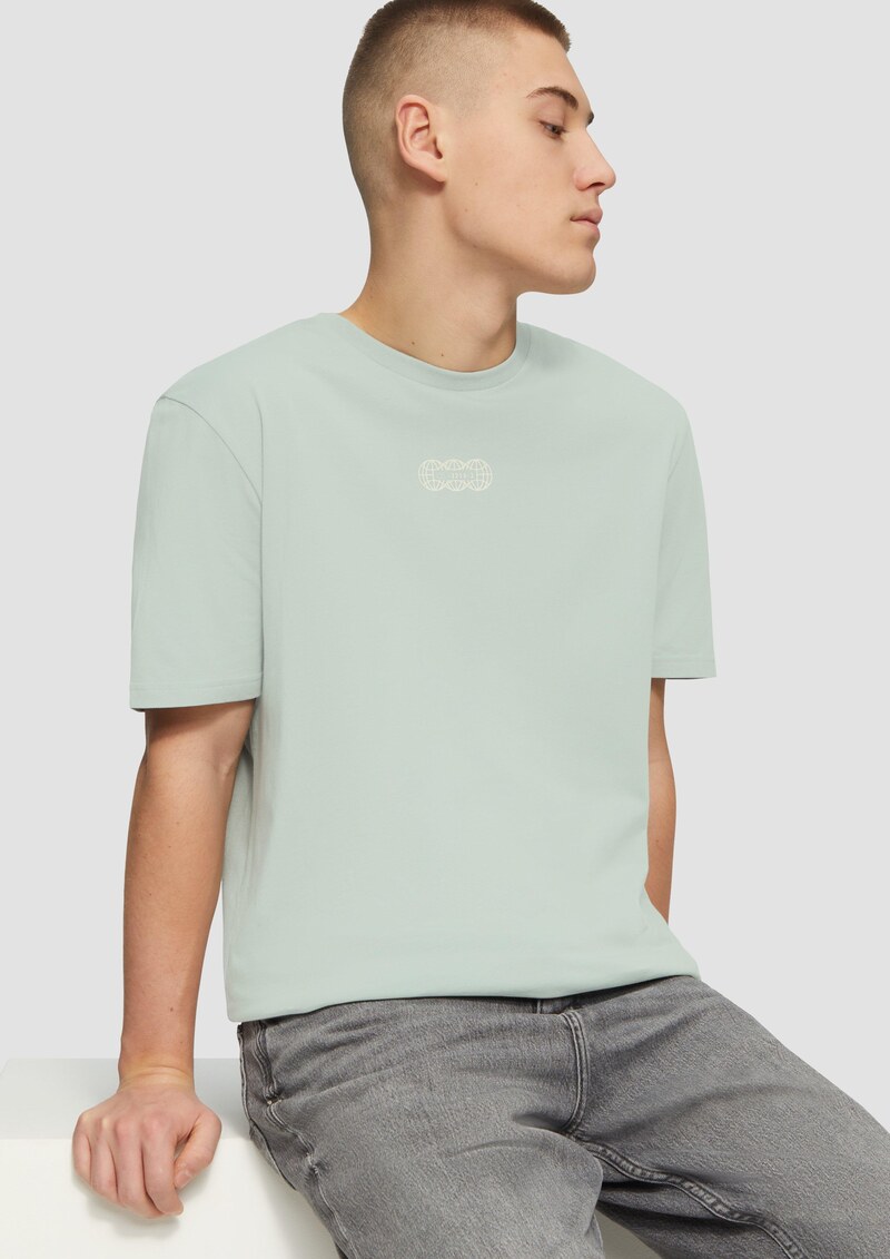 Basic Rundhals T-Shirt mit Frontprint