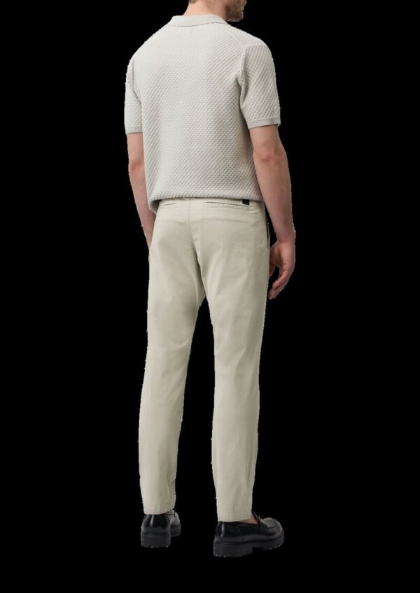 Gestricktes Poloshirt mit Struktur und Bündchen