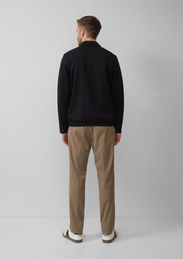 Sportive Jacke aus hochwertigem Baumwollstretch