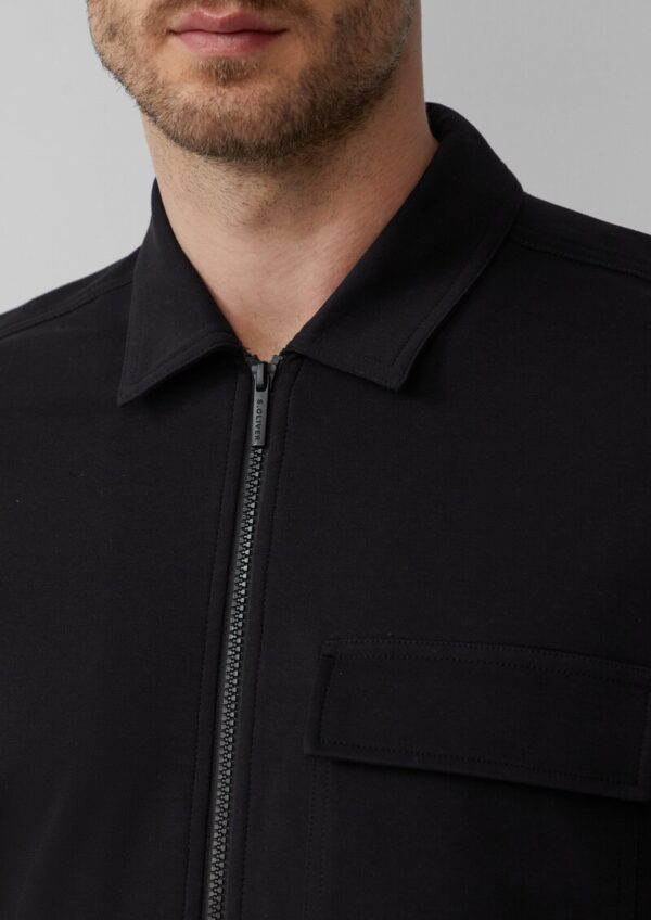 Sportive Jacke aus hochwertigem Baumwollstretch