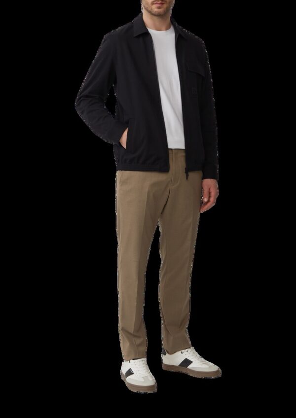 Sportive Jacke aus hochwertigem Baumwollstretch