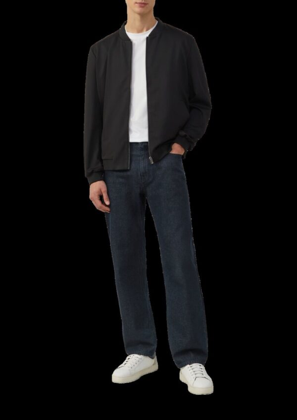 Jeans / Relaxed Fit / Mid Rise / Straight Leg / 100% Baumwolle