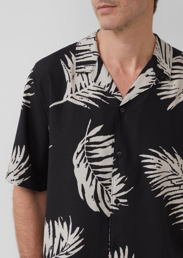 Resort Fit: Kurzarmhemd aus Viskosemix