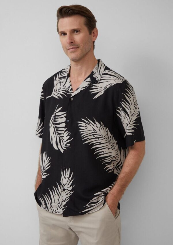 Resort Fit: Kurzarmhemd aus Viskosemix