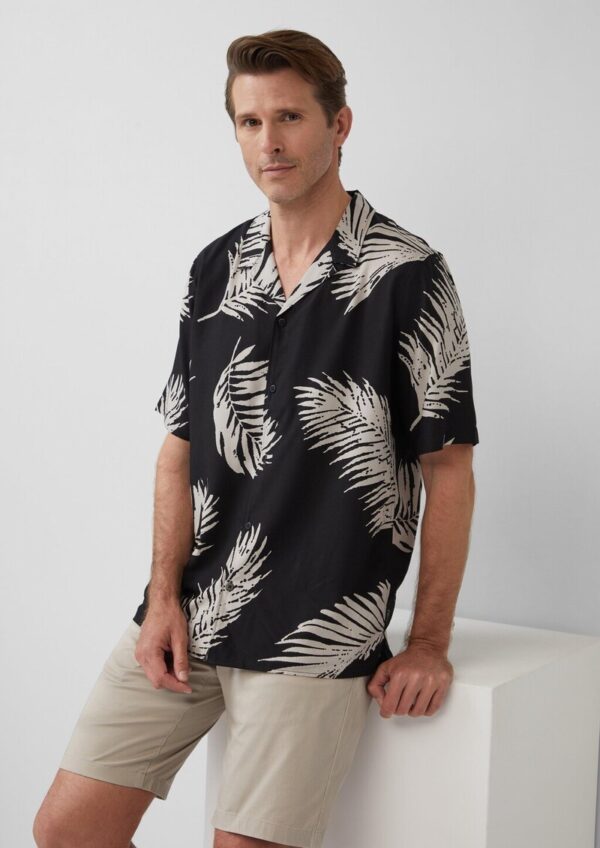 Resort Fit: Kurzarmhemd aus Viskosemix