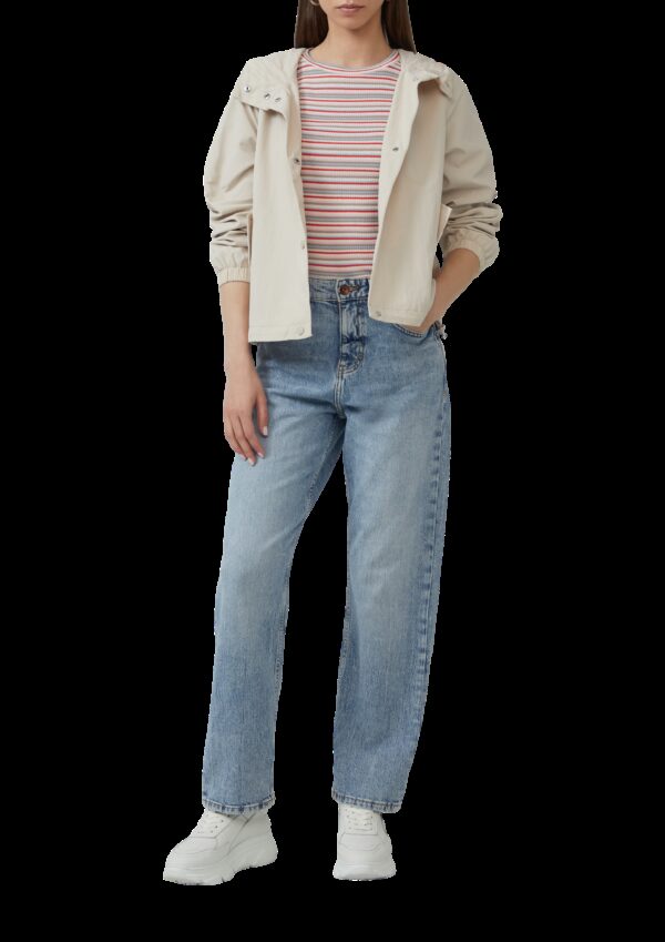 schmal geschnittenes Ringelshirt