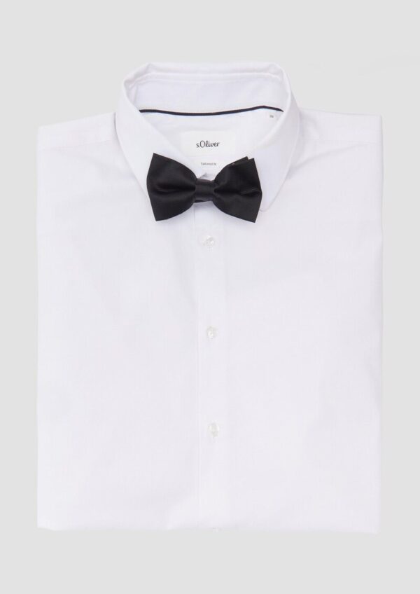 Elegantes Set aus Fliege und Einstecktuch