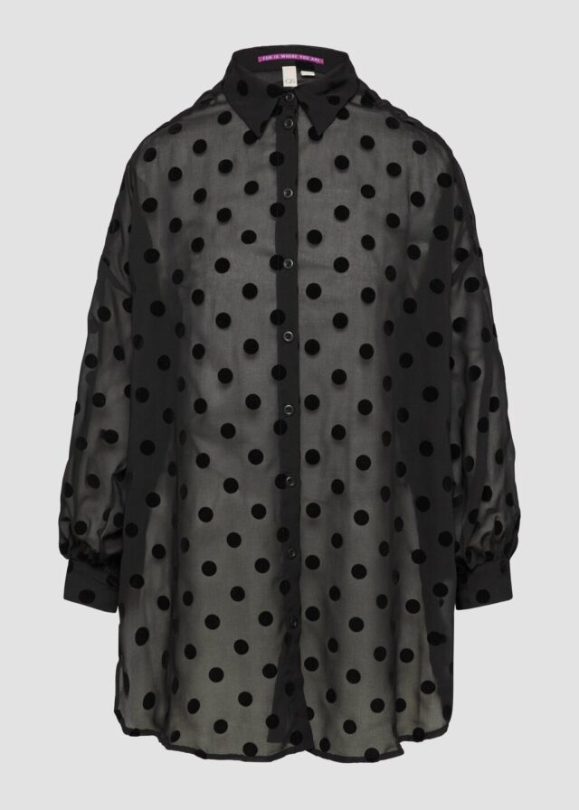 Transparente Longbluse mit seitlichen Schlitzen