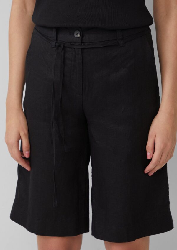 Leinen-Bermuda mit Bindegürtel