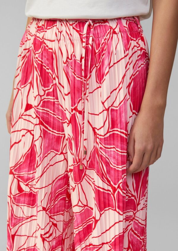 Plissierte Culotte mit All-over-Print und Elastikbund