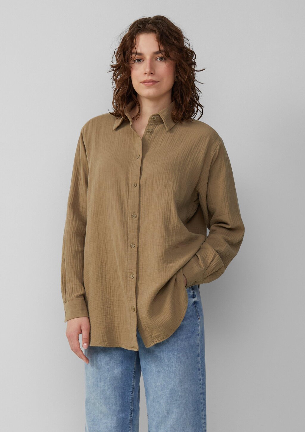 Hemdbluse aus Musselin im Oversize-Schnitt