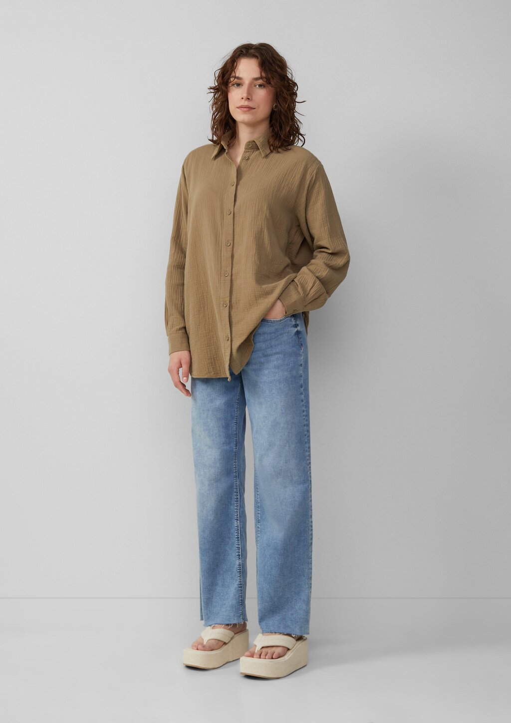 Hemdbluse aus Musselin im Oversize-Schnitt