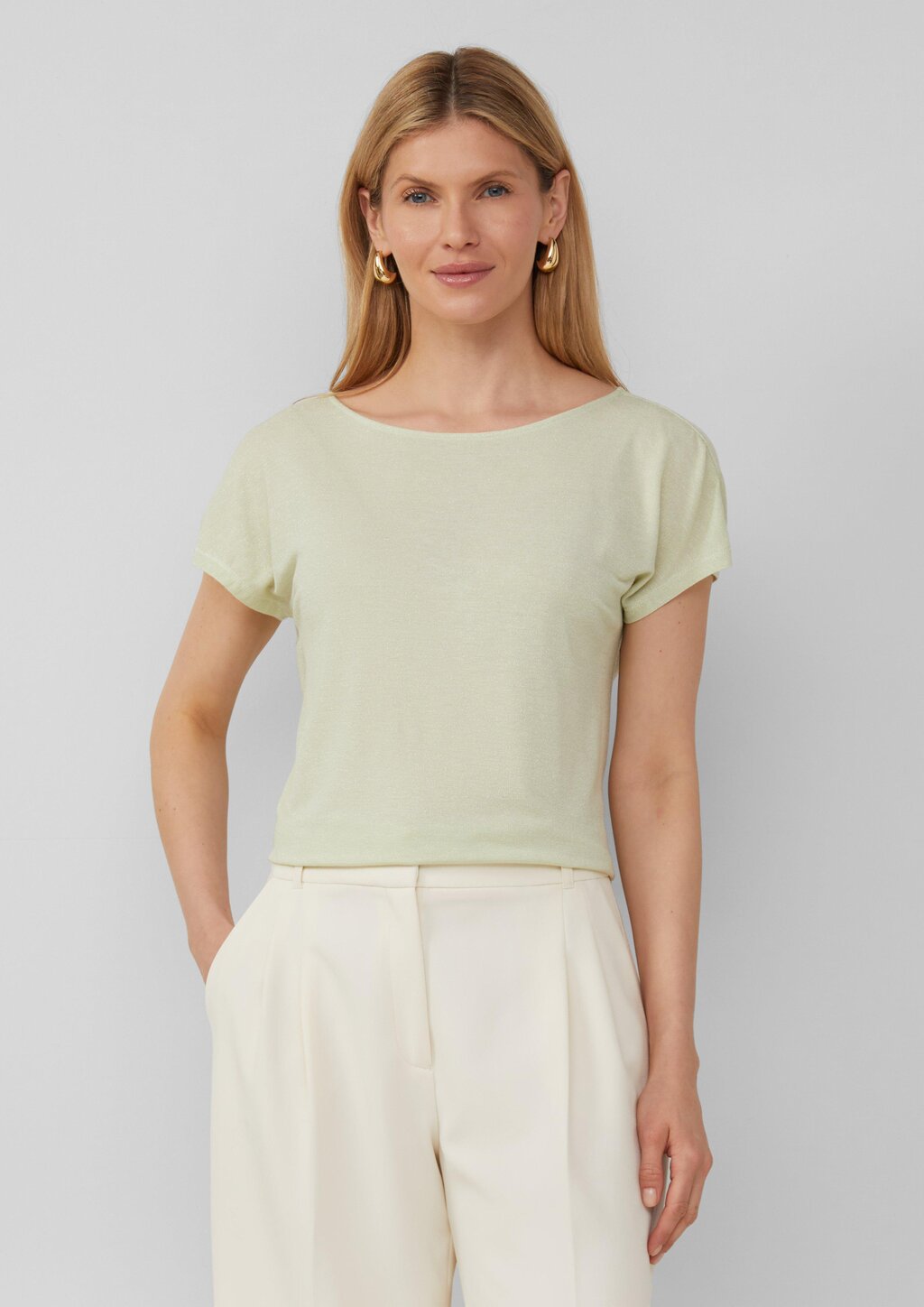 T-Shirt im Relaxed Fit mit Glitzergarn und U-Boot-Ausschnitt