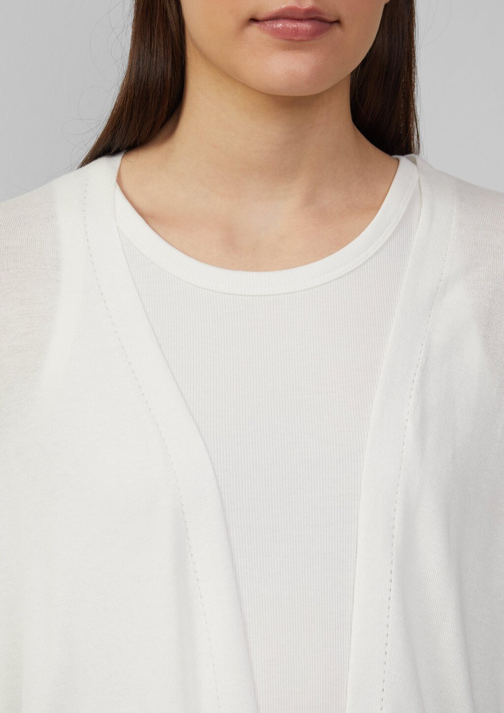 Leichte Strickjacke aus Viskose