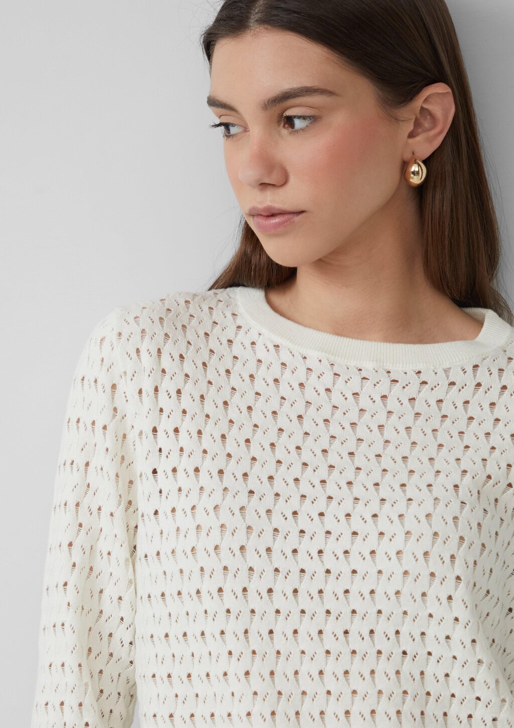 Leichter Baumwollpullover mit Ajourmuster