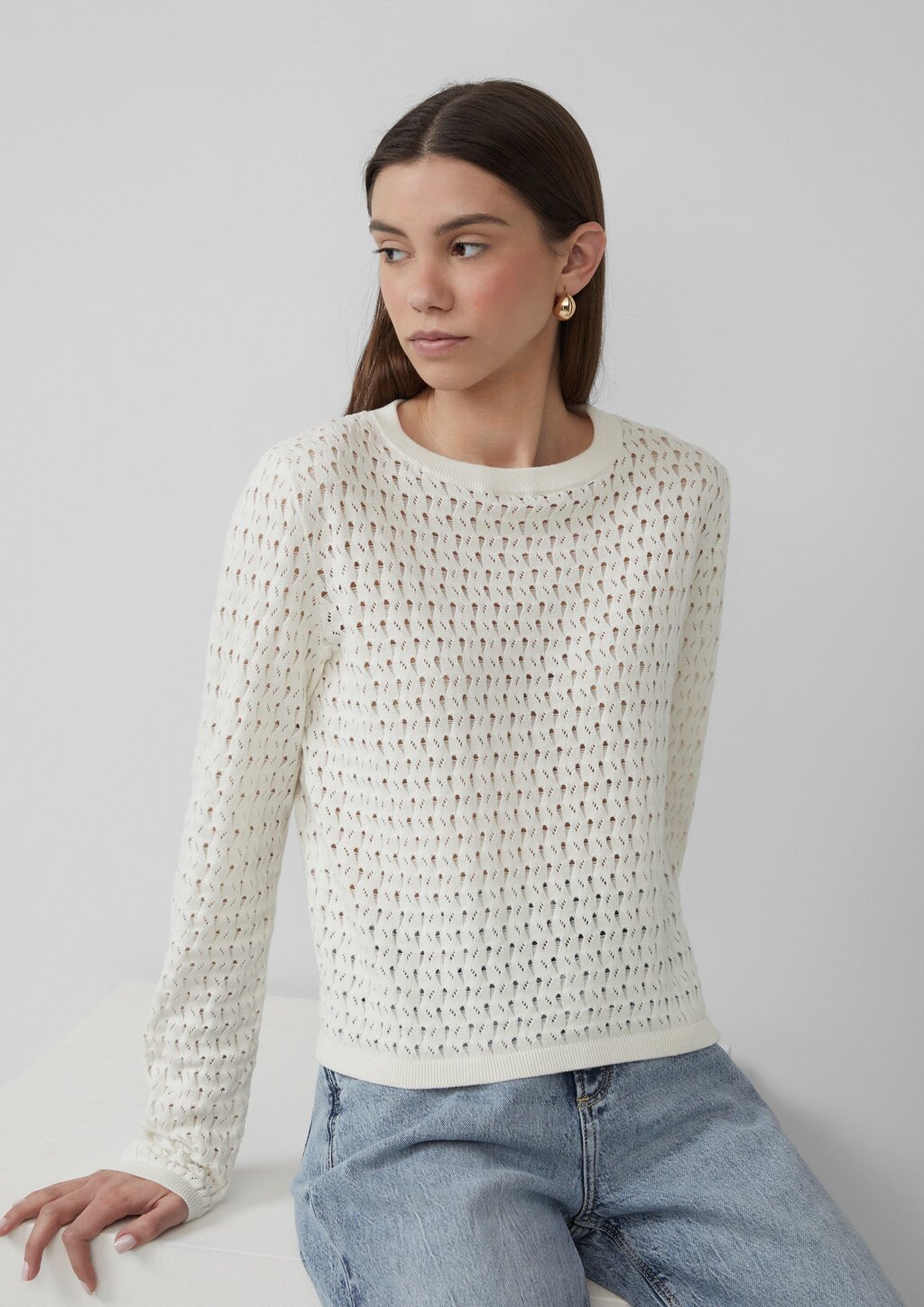 Leichter Baumwollpullover mit Ajourmuster