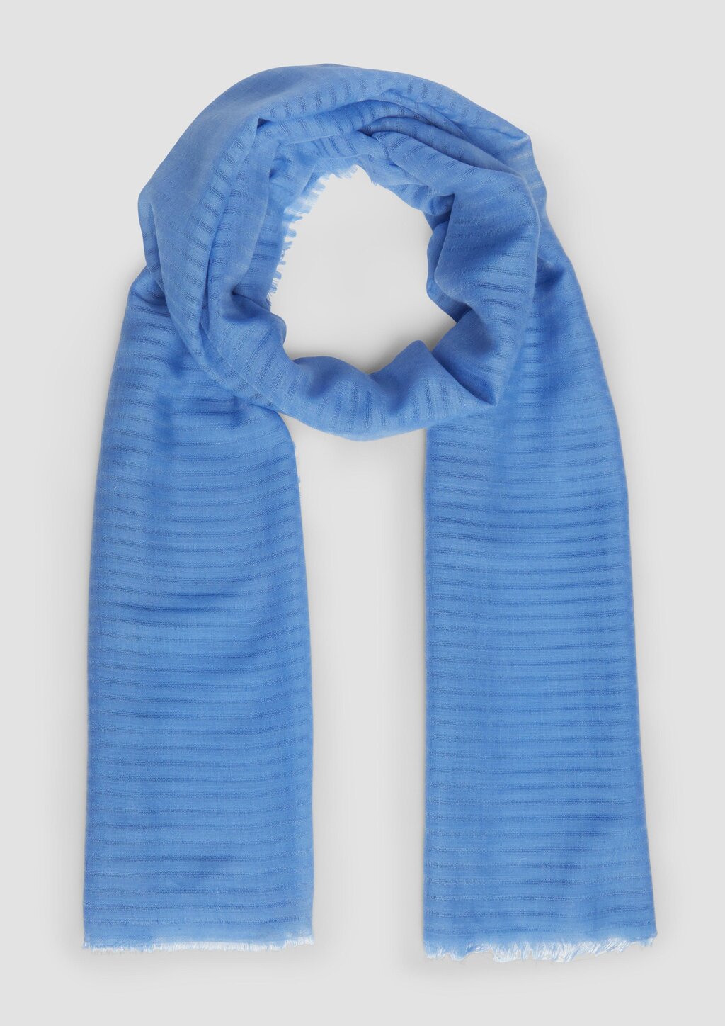 Gestreifter Schal aus Webware mit Fransen