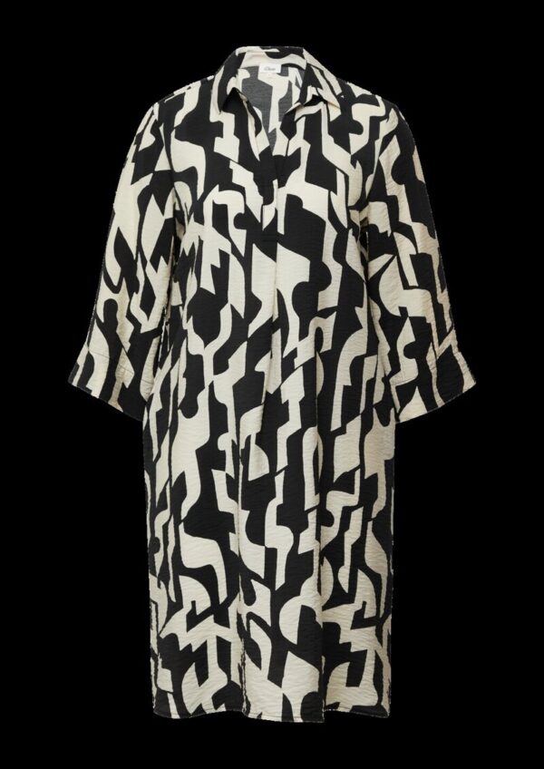 Strukturiertes Hemdblusenkleid mit 3/4-Ärmeln und seitlichen Eingrifftaschen