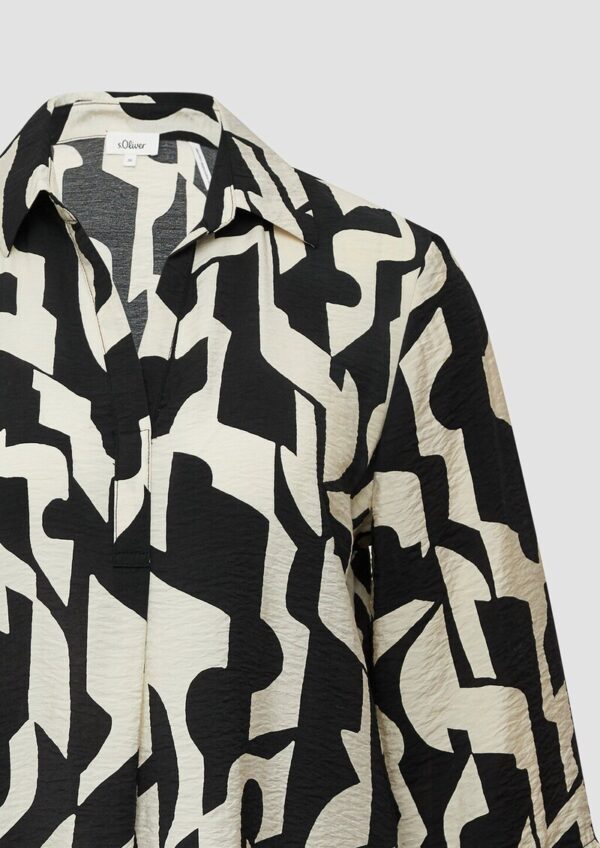 Strukturiertes Hemdblusenkleid mit 3/4-Ärmeln und seitlichen Eingrifftaschen