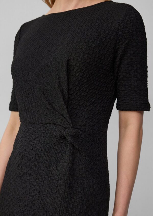 Strukturiertes Slim-Fit-Kleid mit Knotendetail
