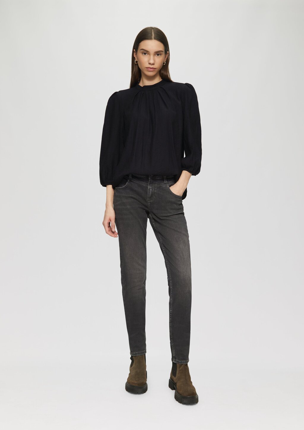 Viskosemix-Bluse mit Crinkle-Struktur