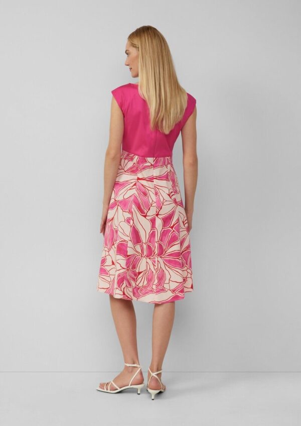 Ärmelloses Kleid aus Baumwollmix mit ausgestelltem Rock