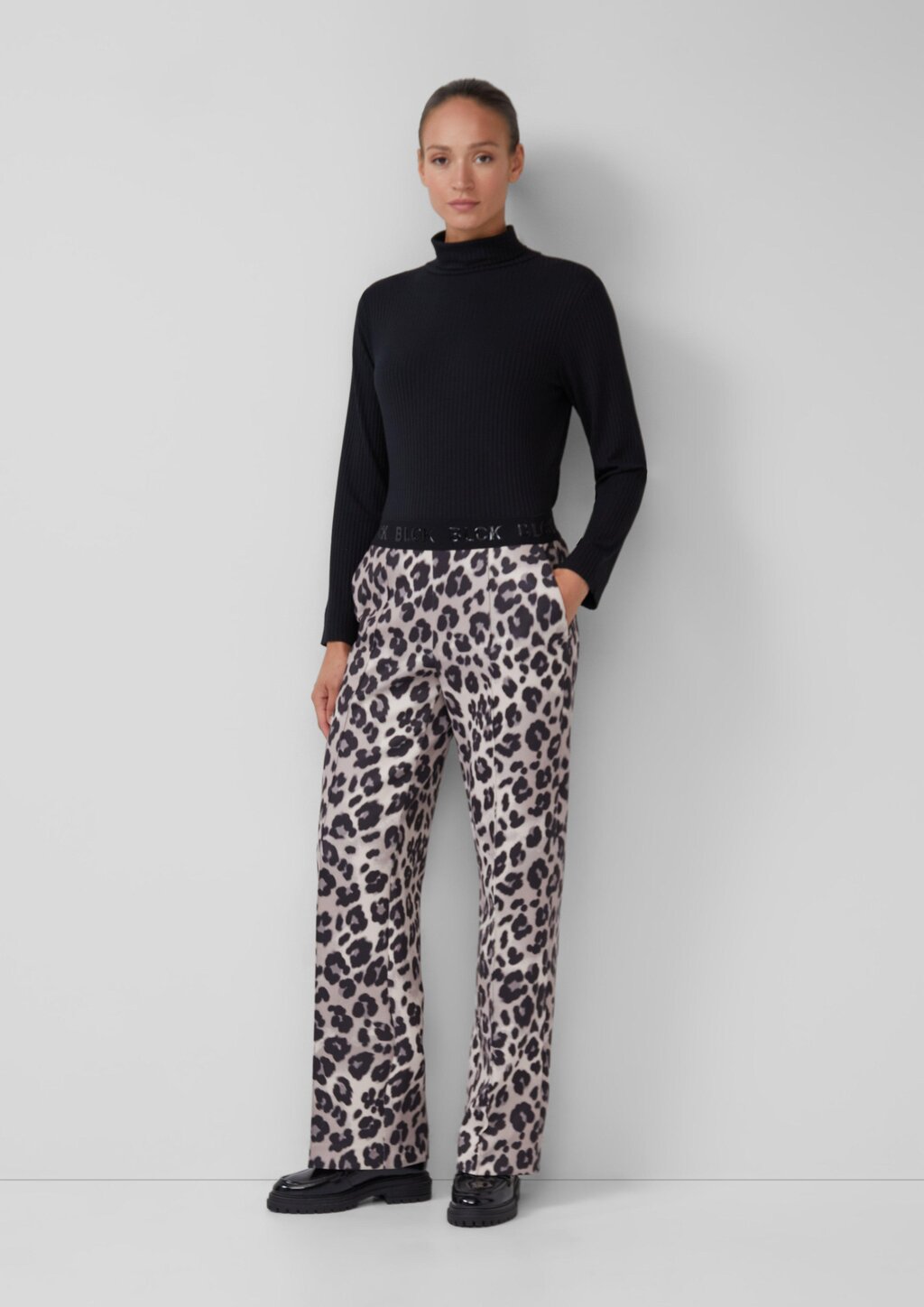 Wide-Leg-Hose aus Scuba mit Logo-Gummibund