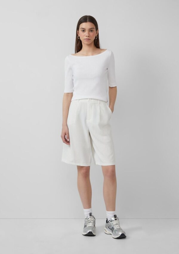 Nadelstreifen-Bermuda