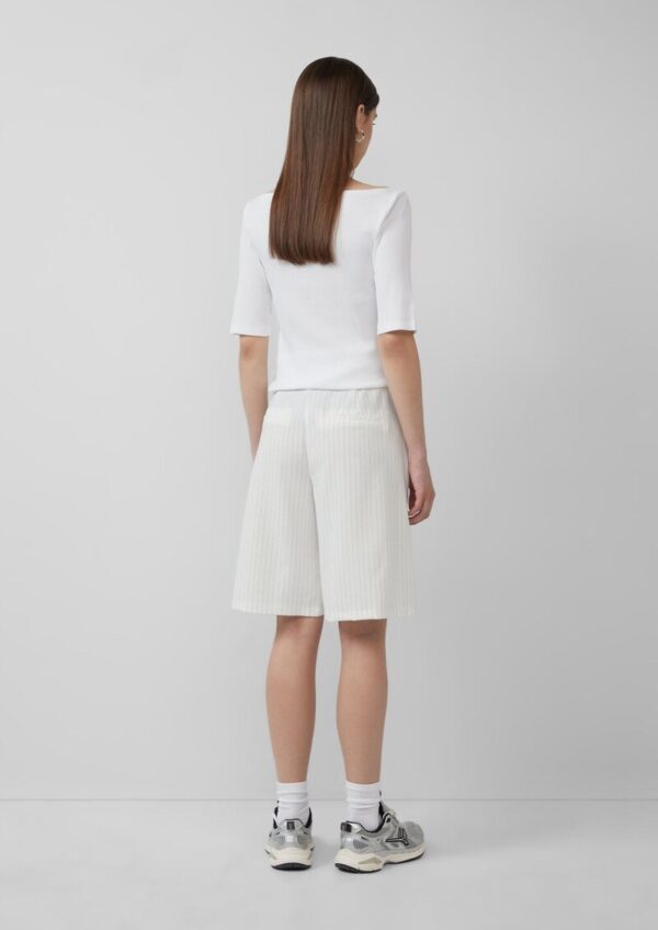 Nadelstreifen-Bermuda