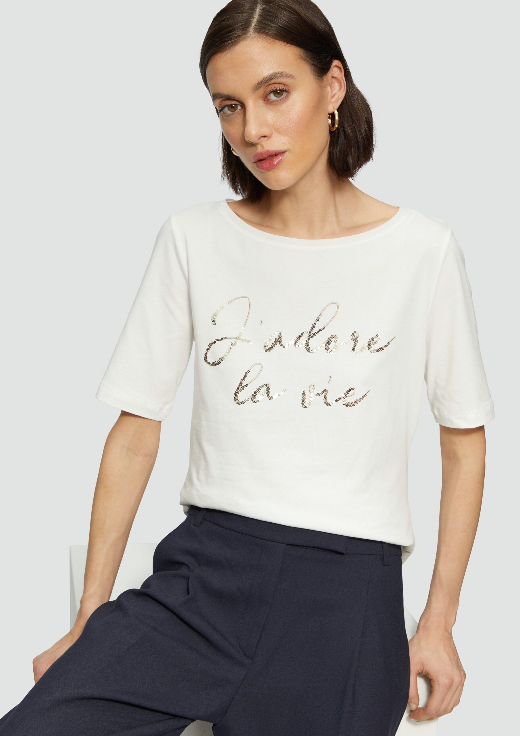 T-Shirt aus Baumwollmix mit Pailletten-Schriftzug