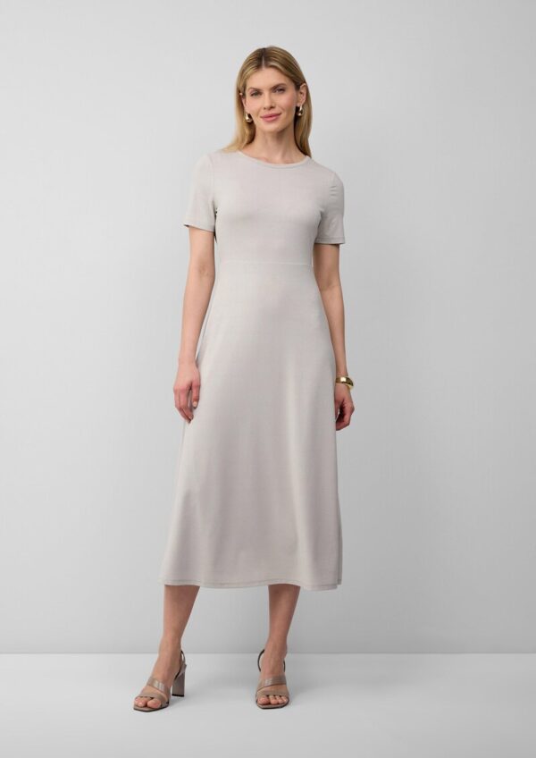 Tailliertes Midikleid aus Viskosemix aus Glitzergarn