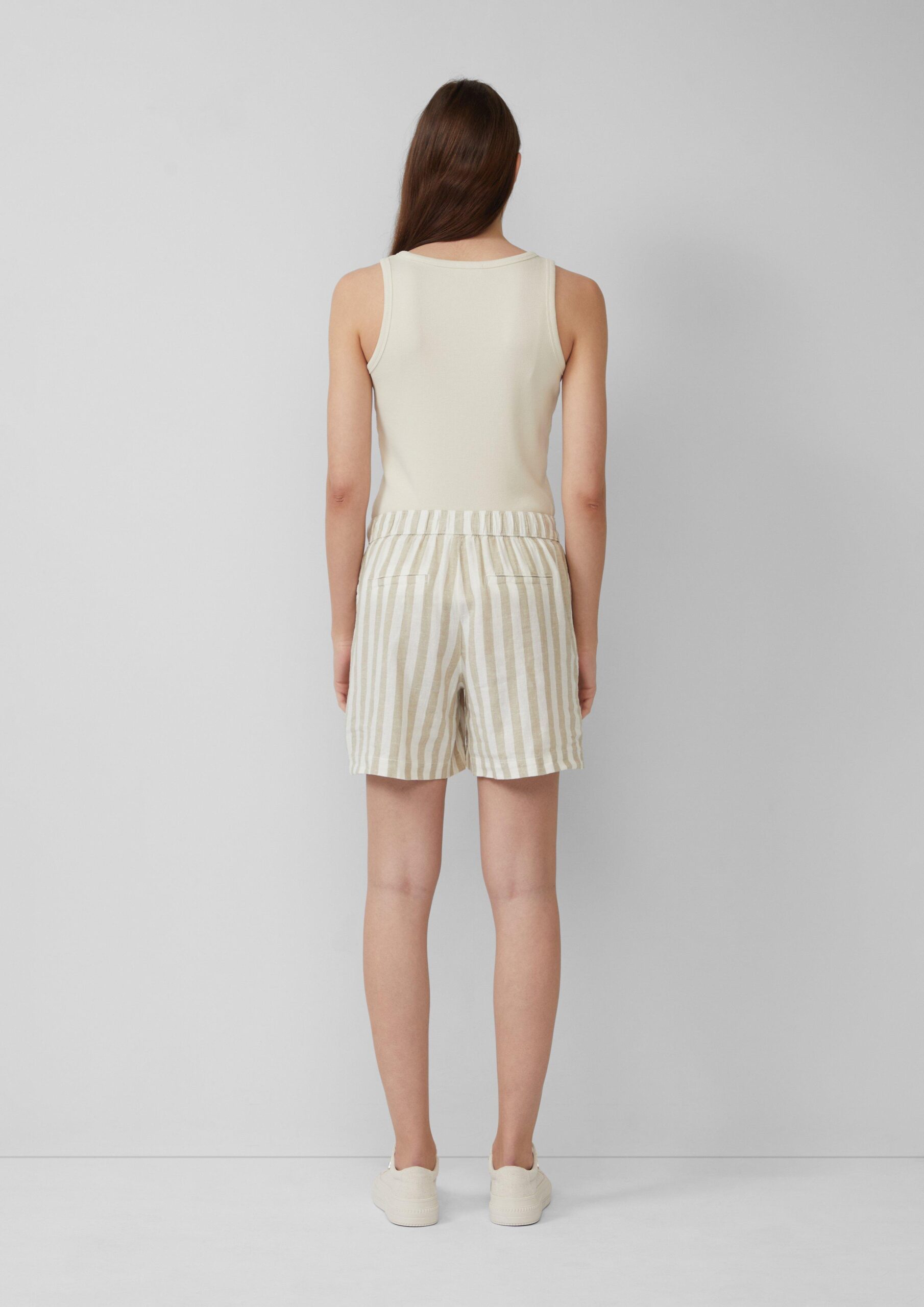 Shorts aus Leinenmix mit Eingrifftaschen