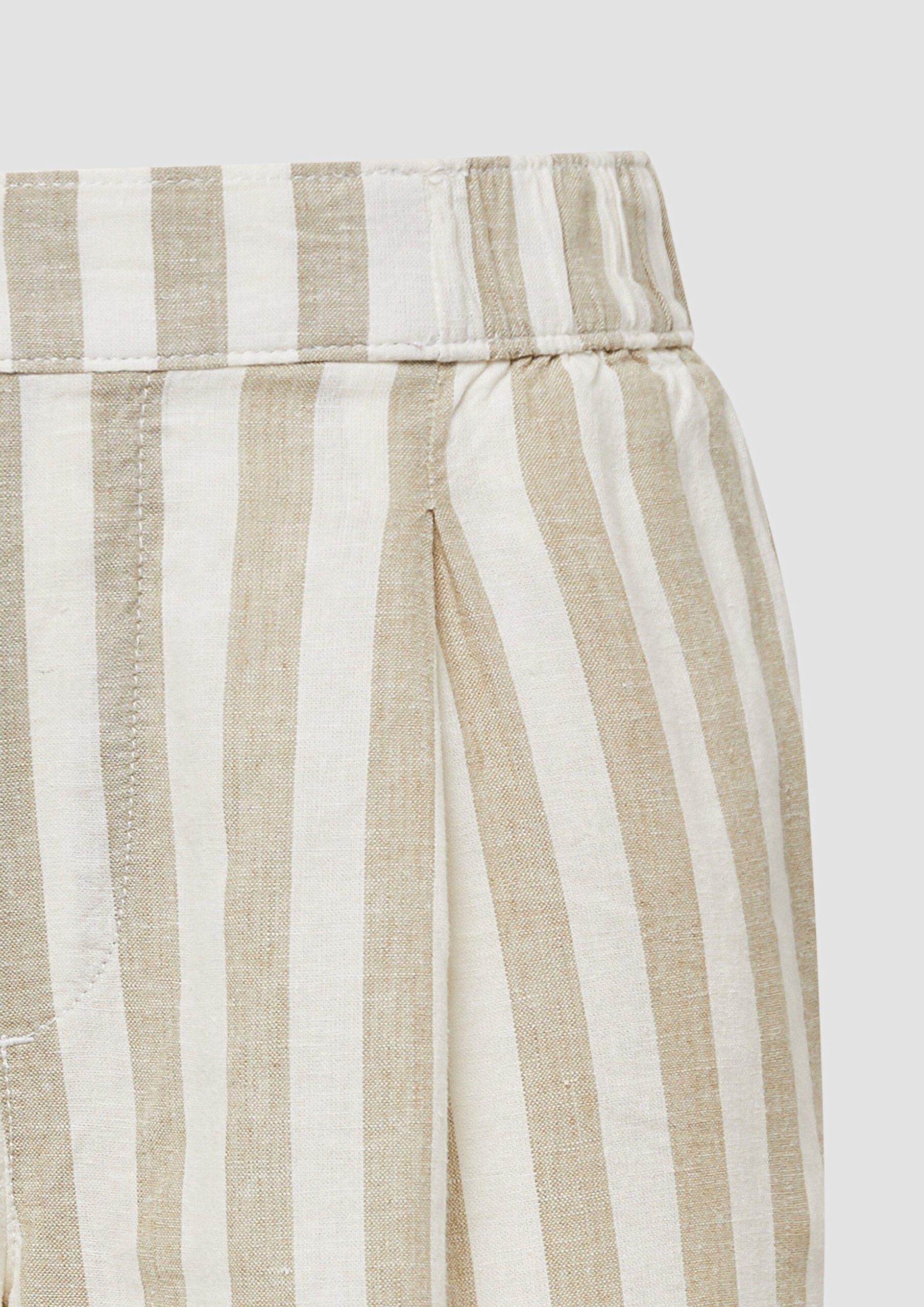 Shorts aus Leinenmix mit Eingrifftaschen