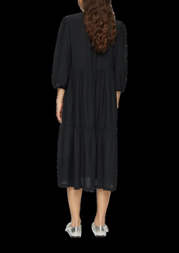 Strukturiertes Midikleid aus Viskosemix