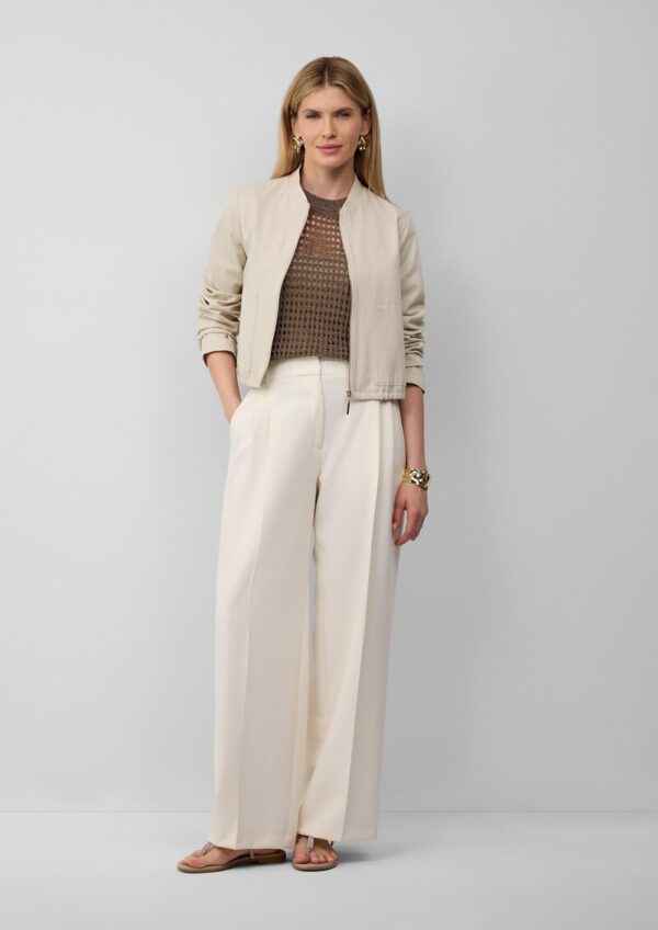 Top aus leichtem Lochstrick mit Rippbündchen