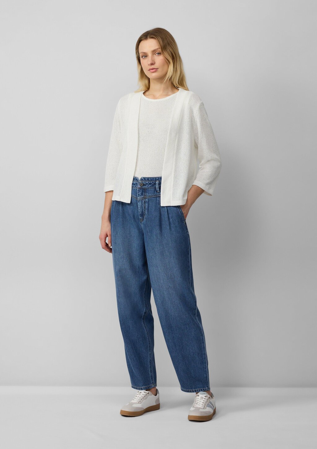 Cardigan aus Bouclégarn mit 3/4-Ärmeln