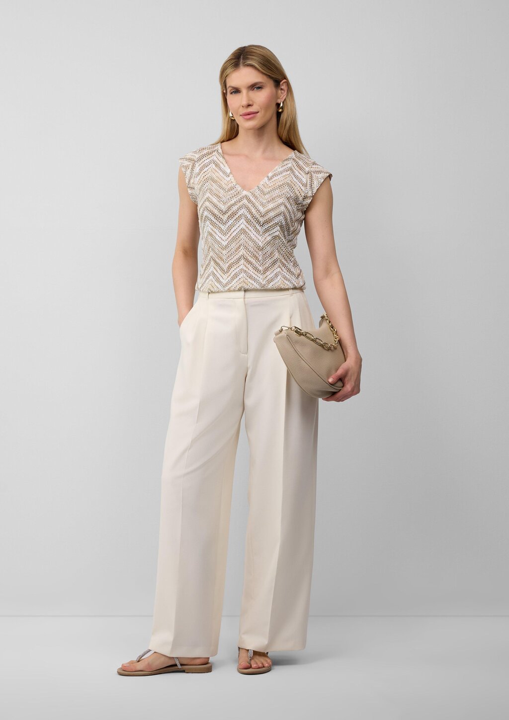 Semitransparentes T-Shirt aus Strickjersey mit V-Ausschnitt