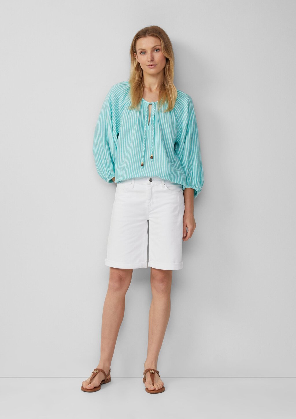 Musselin-Bluse mit Raglanärmeln und Raffung