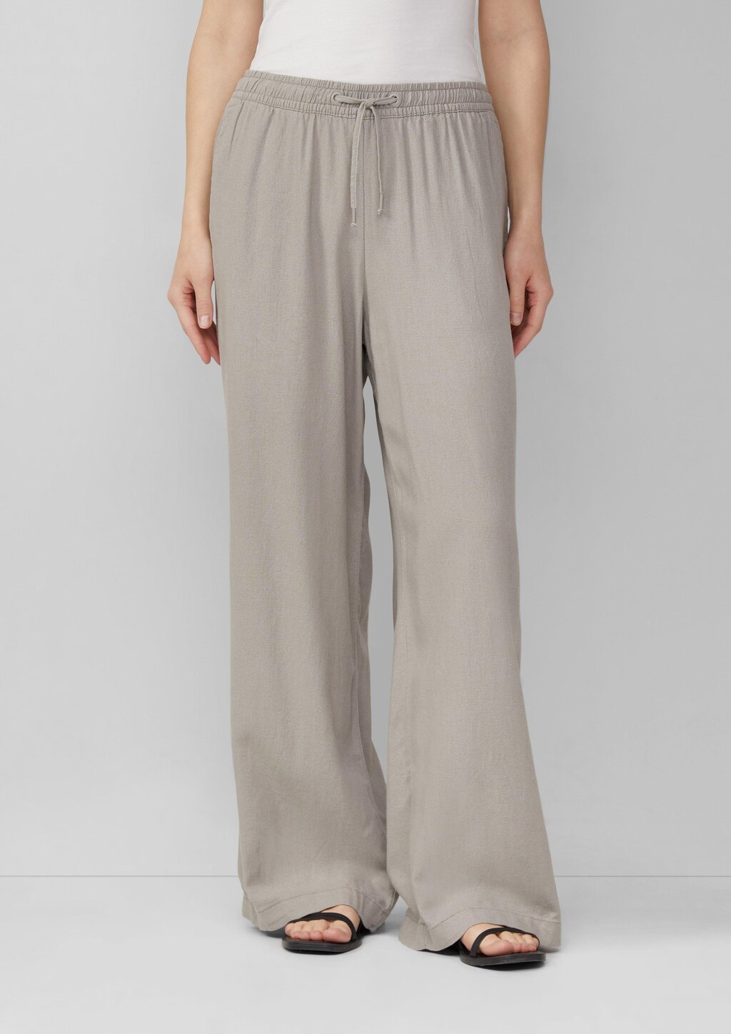 Leinenmixhose mit Gummizug und weitem Bein