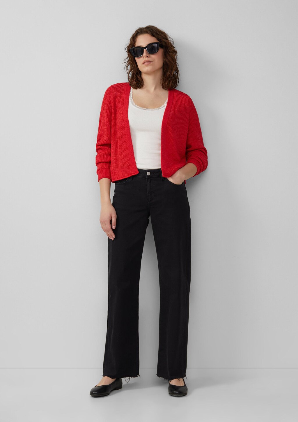 Strickjacke aus Bändchengarn