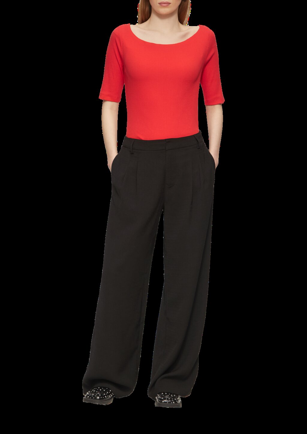 Schmales Rippshirt mit U-Boot Ausschnitt