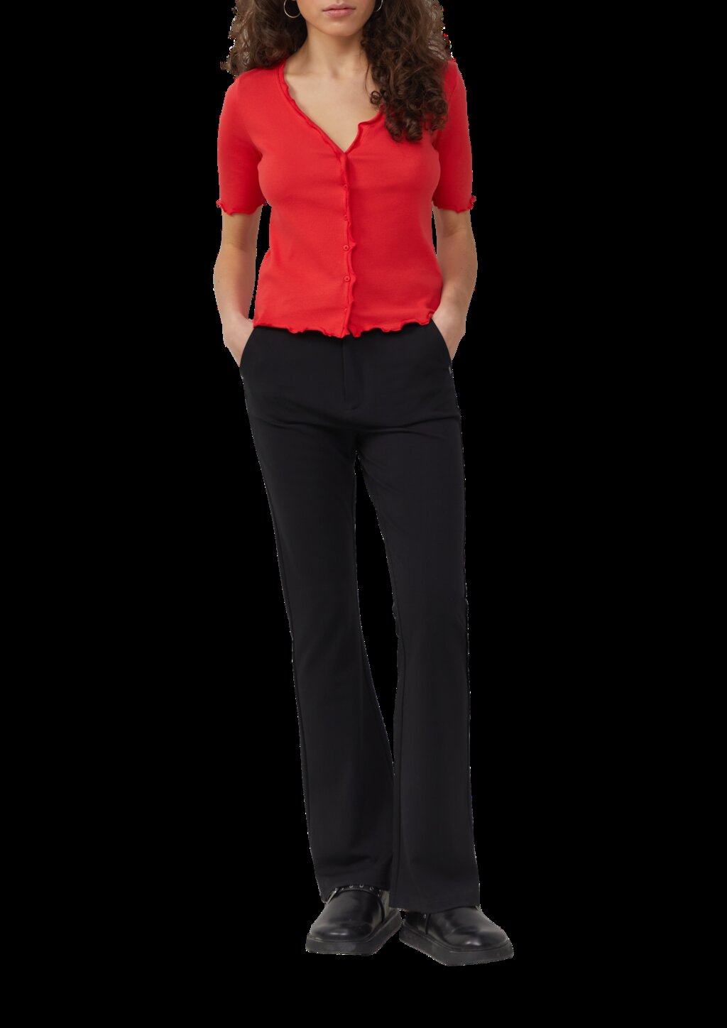 Rippshirt mit Babylock-Kanten und Knopf-Detail