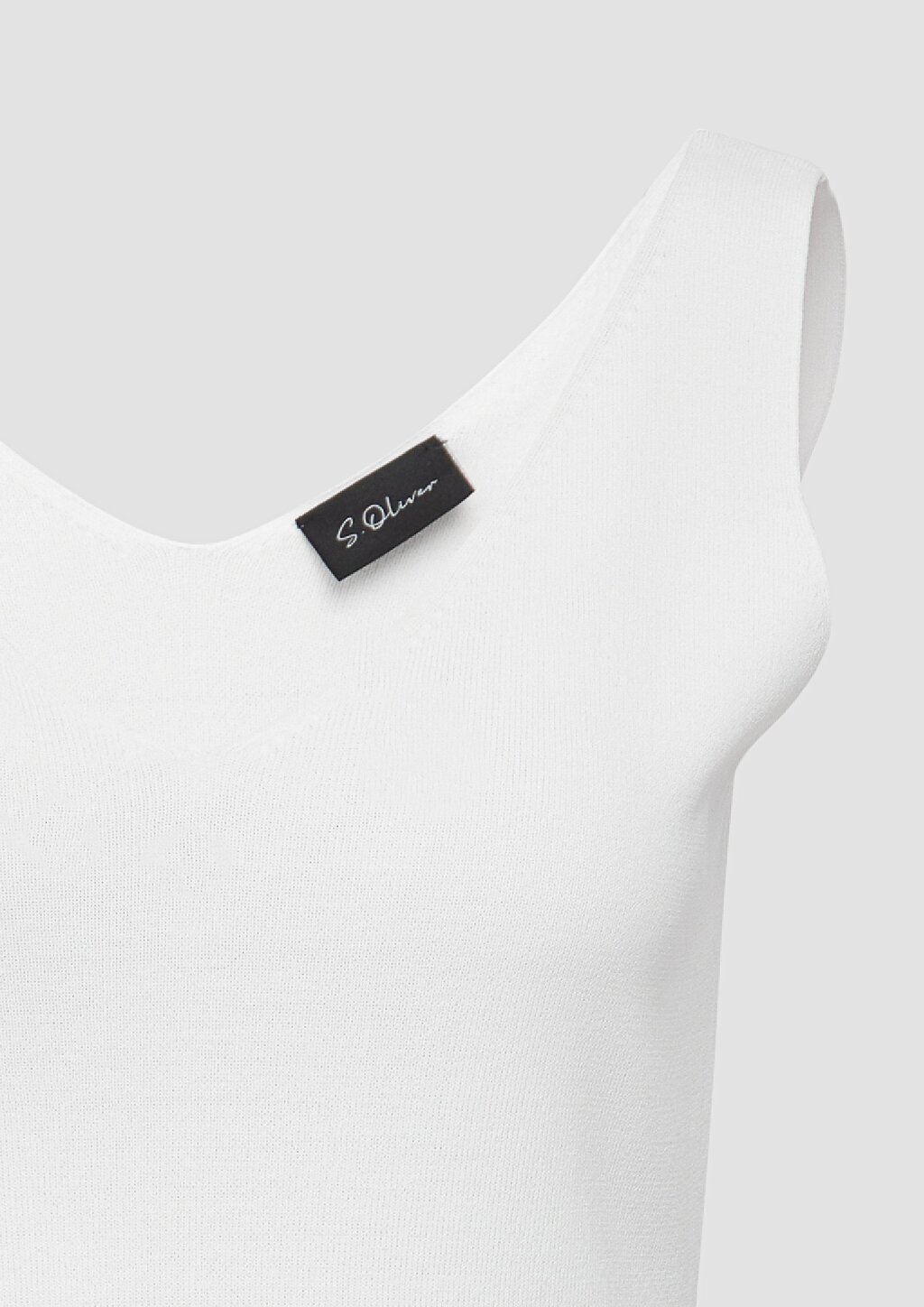 Ärmelloses Feinstrick-Top im Slim Fit