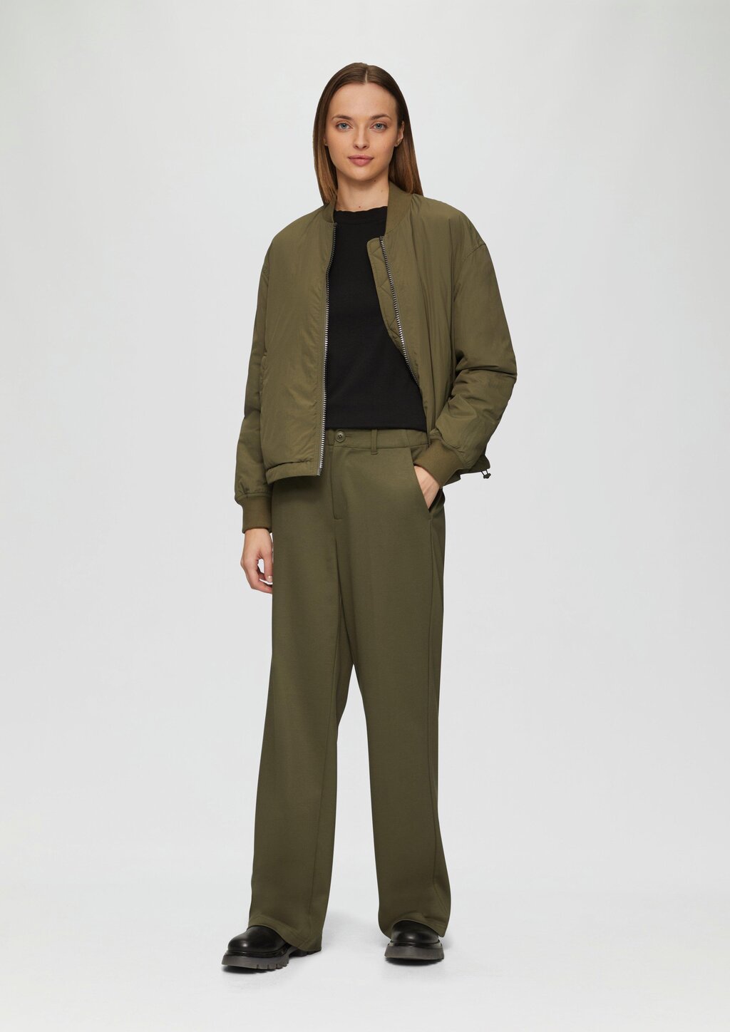 Langarmshirt mit Muschelkante