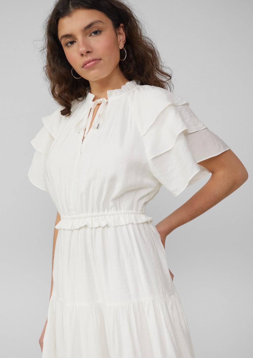 Midikleid mit Volant-Details | QS x Debi Flügge