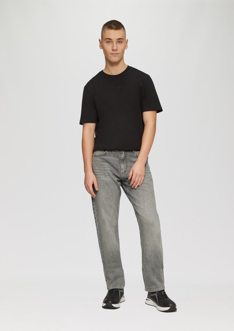Jeans Pete / Regular Fit / Mid Rise / Straight Leg