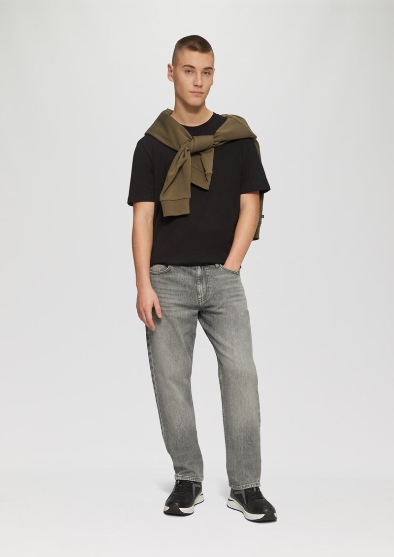 Jeans Pete / Regular Fit / Mid Rise / Straight Leg